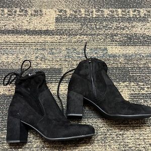 These are size 9.5 Black Franco Sarto Ankle Boots